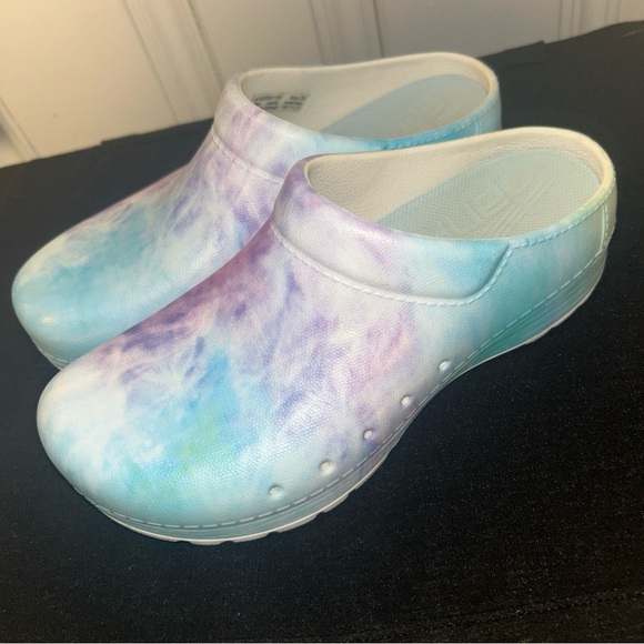 Colorful Dansko Tie-Dye Clogs - Picture 4 of 9